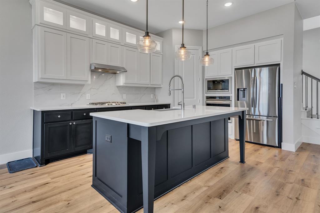 Morningstar Ph 3 Sec 8 - Residential Lease