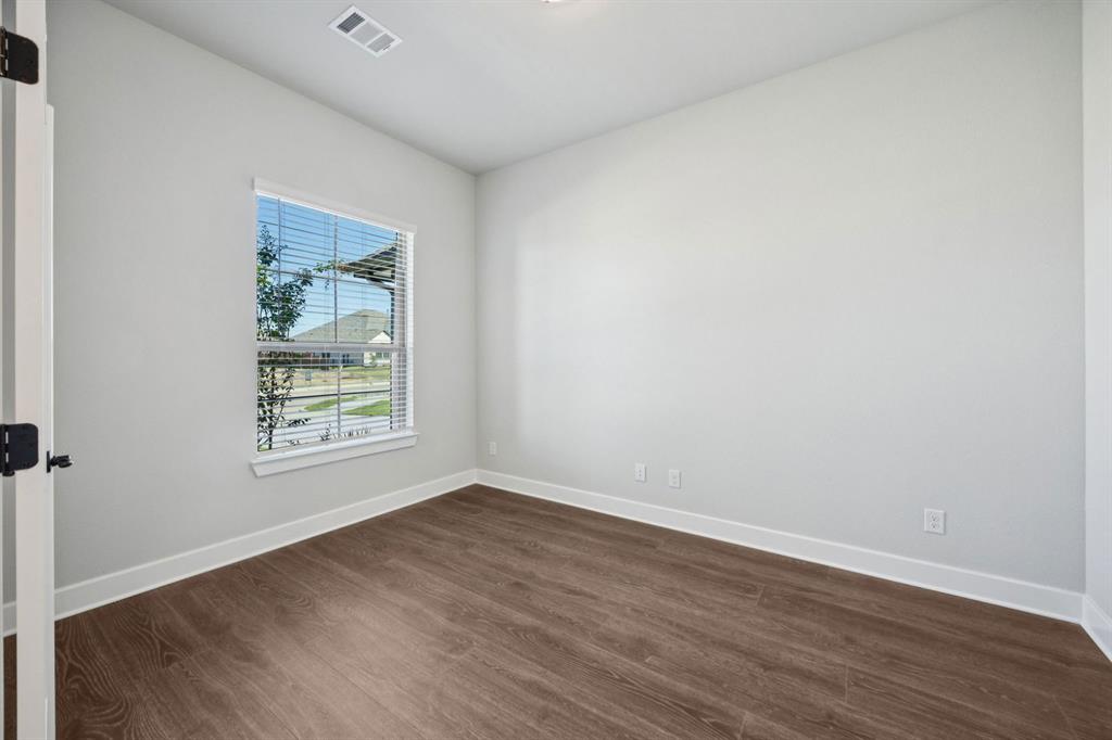 4233 Furrow Bend