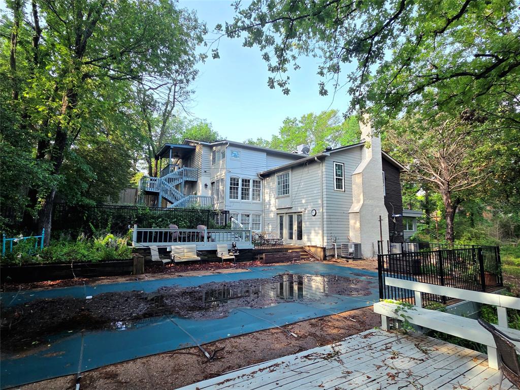 3 Ridgeway Circle