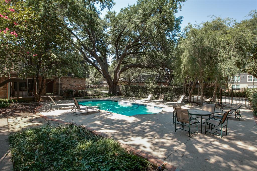 Greenbrier Place Condos - Residential Lease