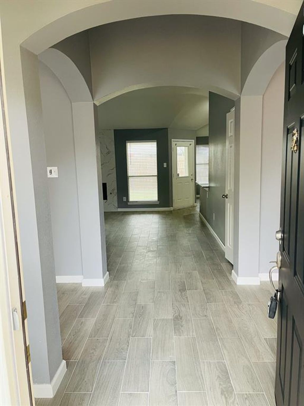 Photo of 4513 Normandy Way, Grand Prairie, TX 75052 (MLS # 21268772)