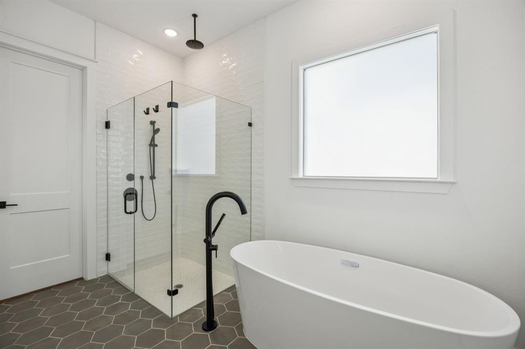 KENSINGTON PLACE - Residential