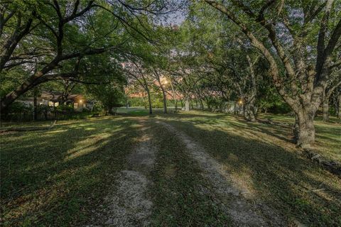 4147 Peak Road Granbury TX 76048