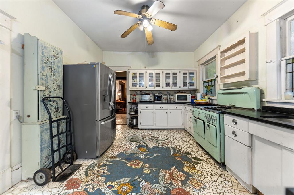 Avenue Heights - Residential