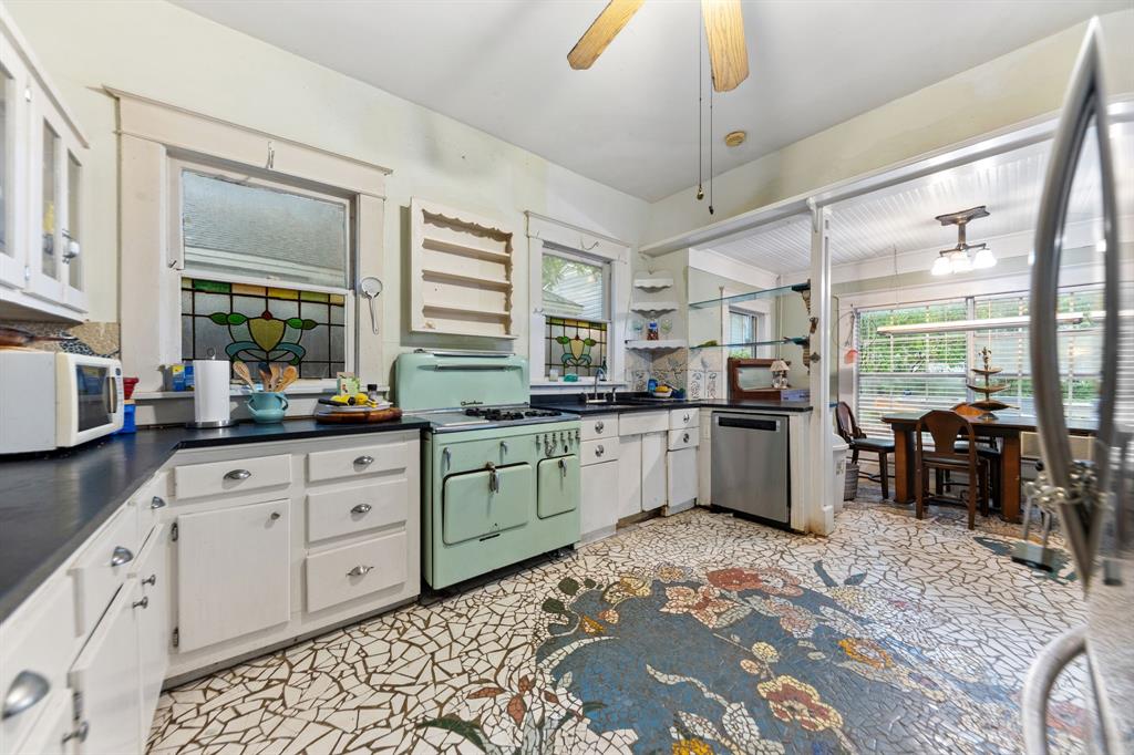 Avenue Heights - Residential