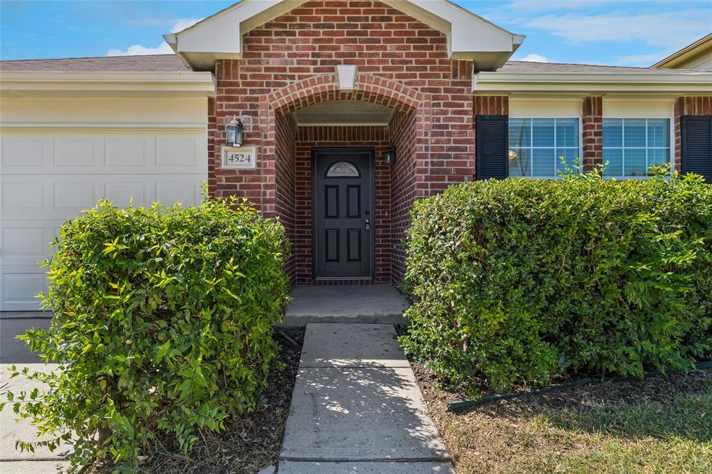 4524 Willow Rock Lane