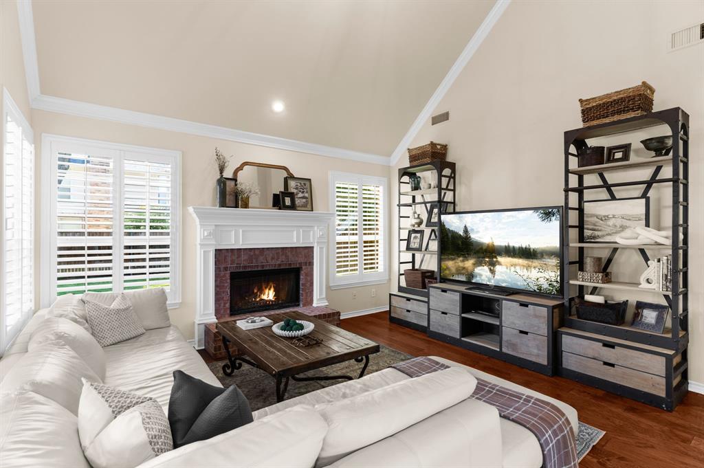 1711 Cross Point Road