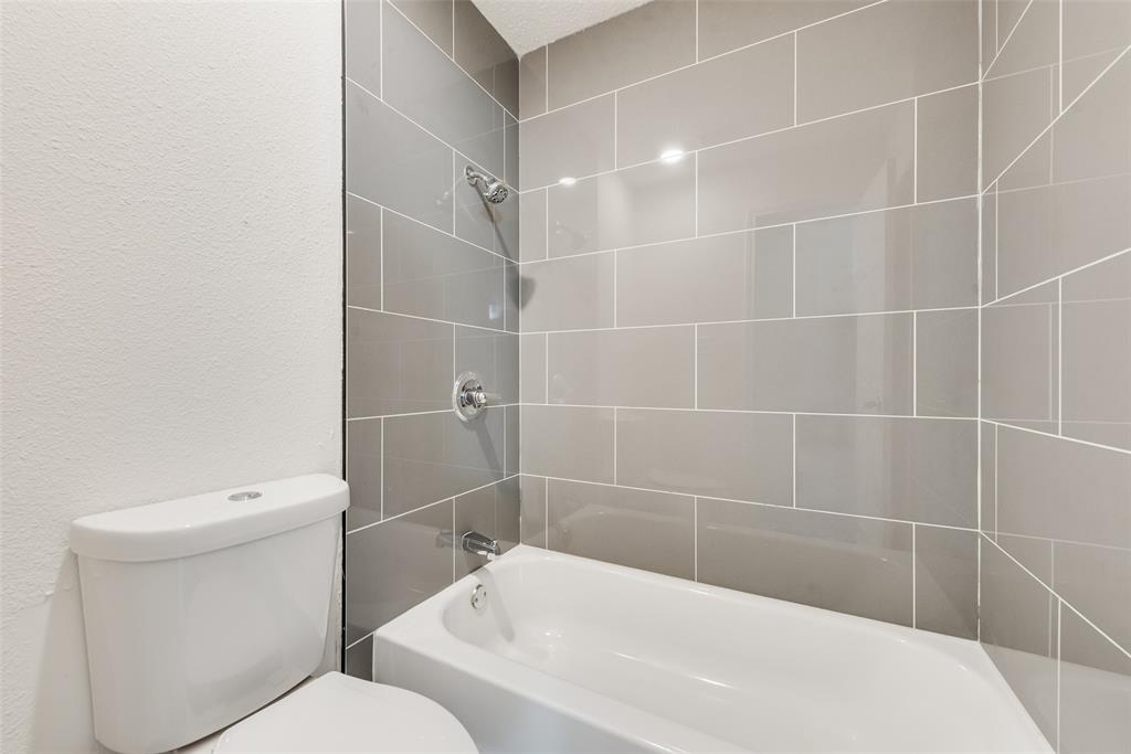 Oakbrook On Brookhaven Ph 01 - Residential