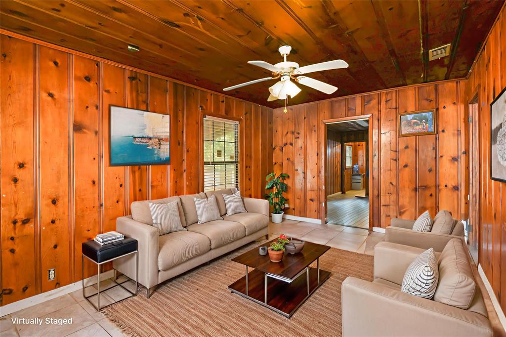 A-18 JM AROCHA - Residential