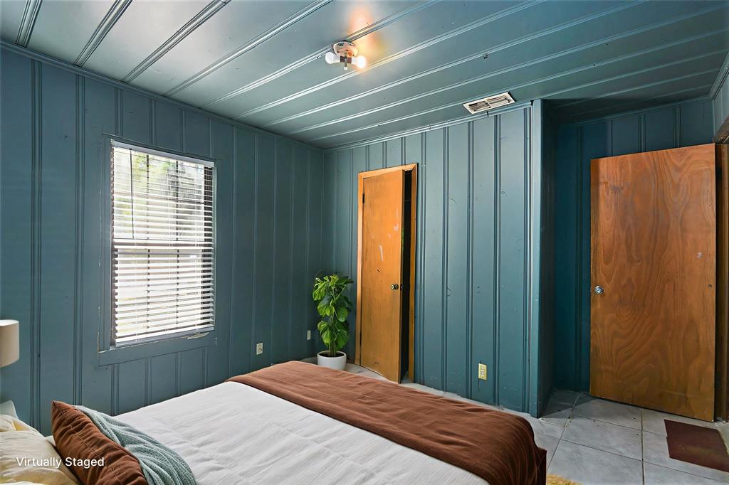 A-18 JM AROCHA - Residential