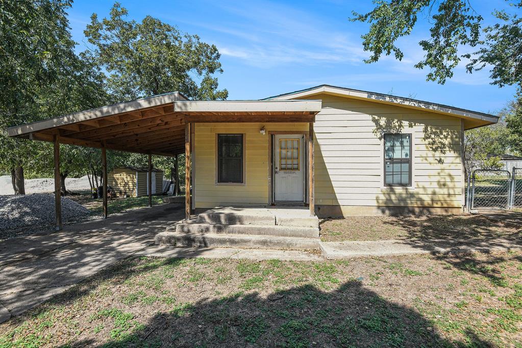 A-18 JM AROCHA - Residential