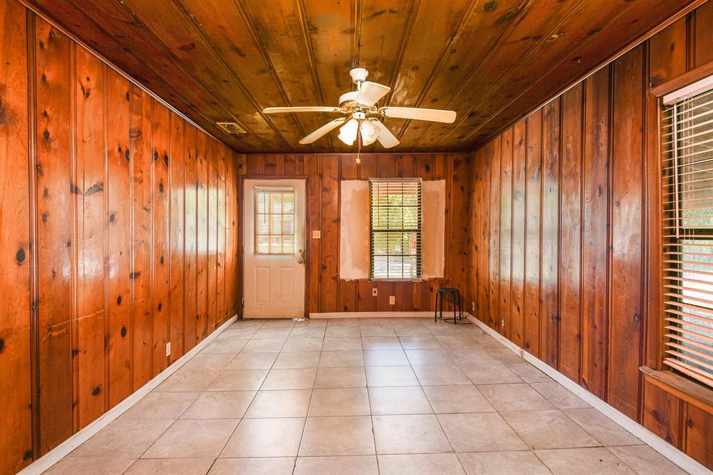 A-18 JM AROCHA - Residential