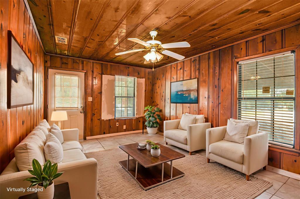 A-18 JM AROCHA - Residential