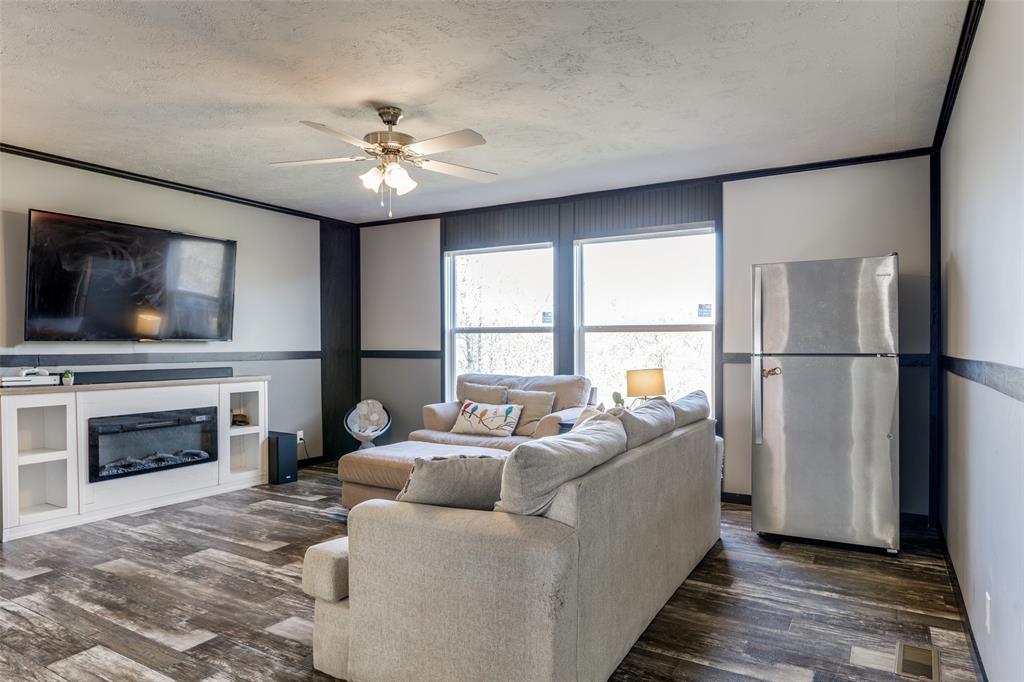 276 Coyote Trail