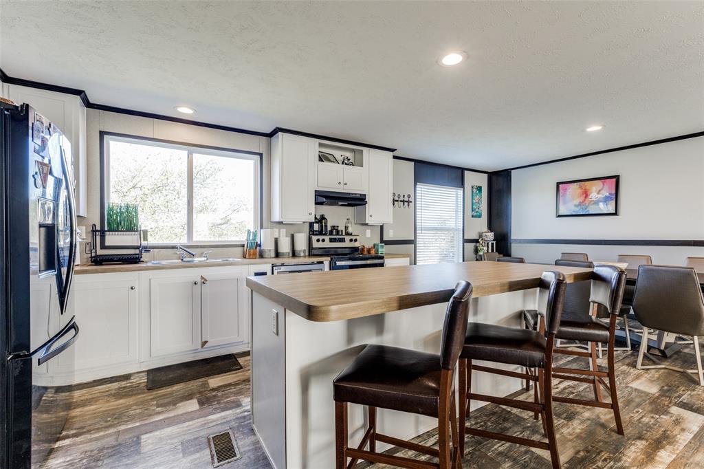 276 Coyote Trail