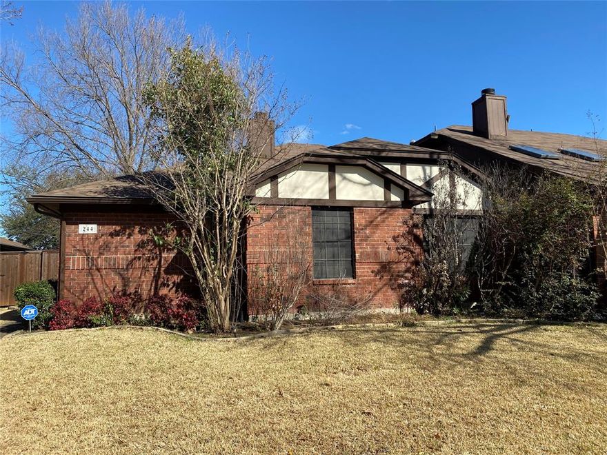 Multiple Offers - Deadline for highest and best is Monday 3-21 at 12:00pm.  Welcome Home!  Light & Bright 3 Bedroom, 2 Bath Duplex featuring Open Floorplan, Vaulted Ceilings in the Living Room with a Fireplace, Master Bedroom with Private bath, New Carpet, Freshly Painted Interior, Outside Condensor Unit 5-20, Garbage Disposal 4-20, Garage Door Opener 9-20, & Sprinkler System Controller 3-22.  This Neat & Clean Home in the Heart of Coppell will not last long!  Close to parks, lake, Aquatic Center, biking trails, Schools & Library!