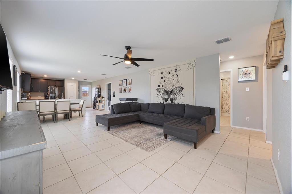 5706 Bristle Leaf Drive