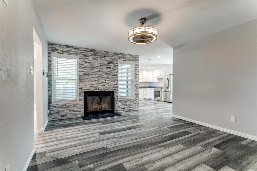 Cedar Ridge At Hurst Twnhms - Residential Lease