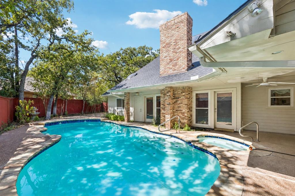 6512 Shorewood Drive