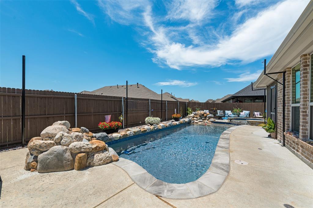 856 Layla Drive