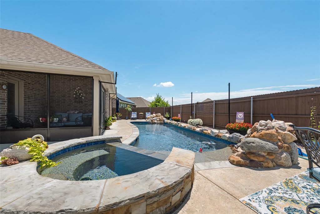 856 Layla Drive
