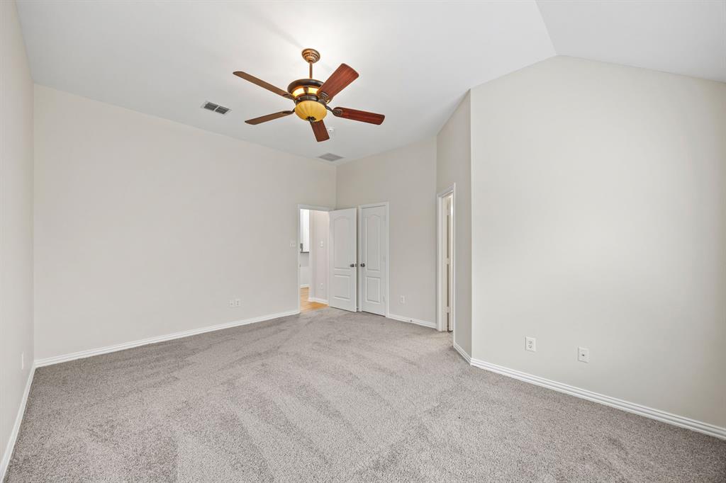 Mira Lagos B - Residential Lease