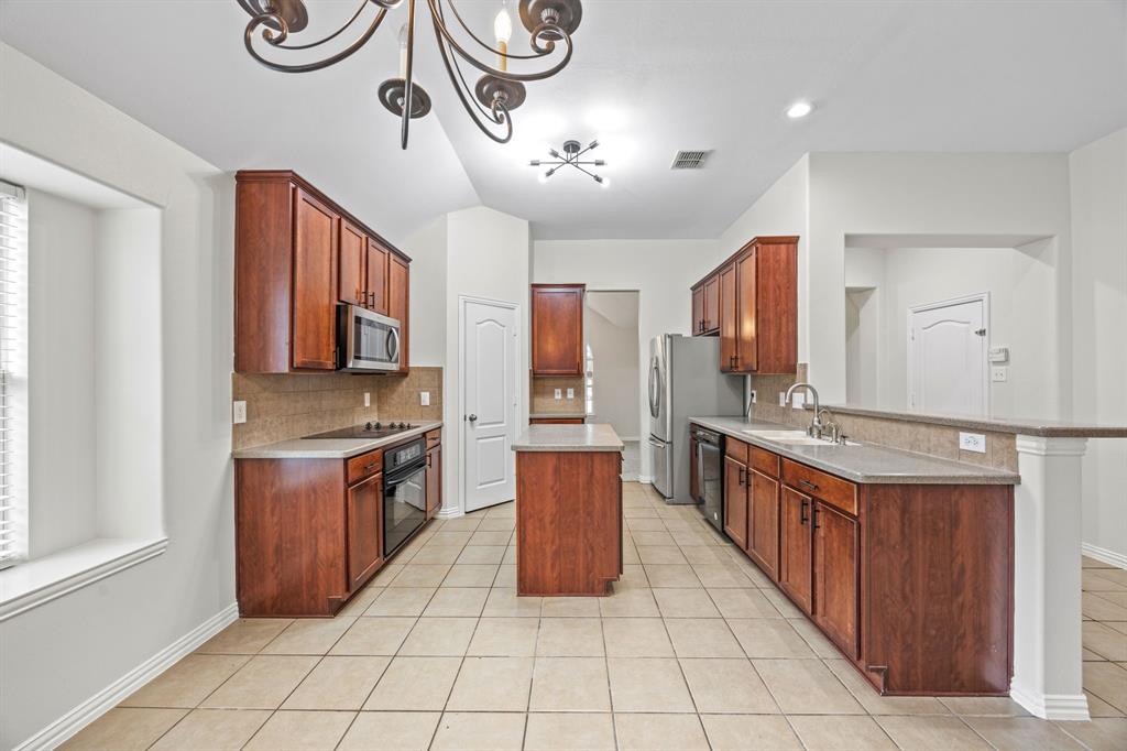 Mira Lagos B - Residential Lease