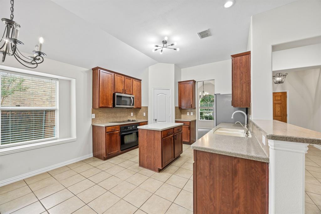 Mira Lagos B - Residential Lease