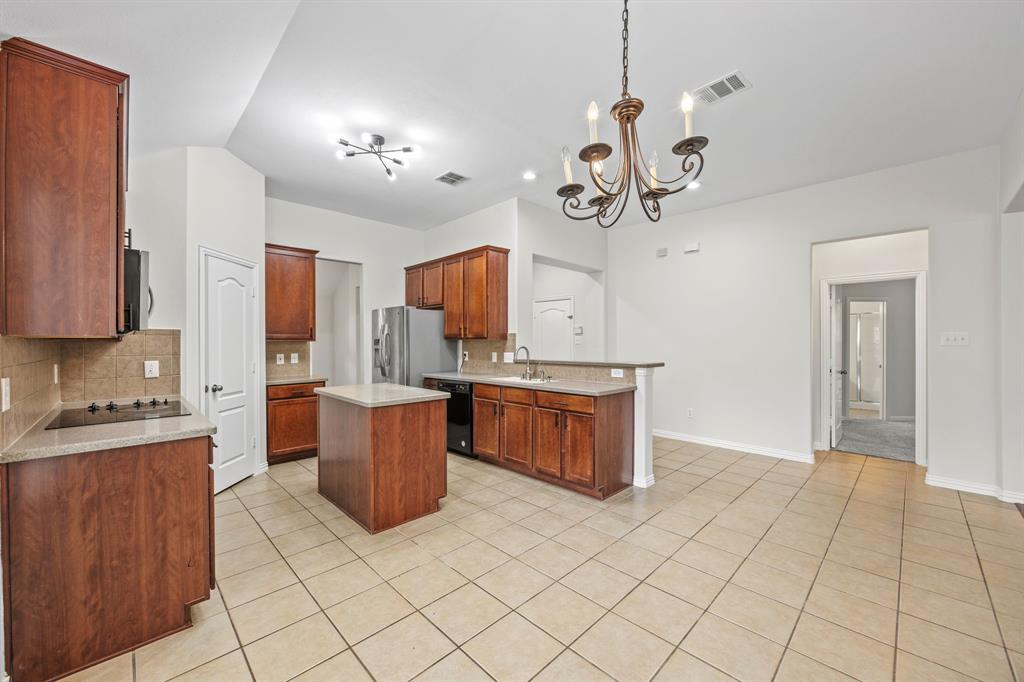 Mira Lagos B - Residential Lease