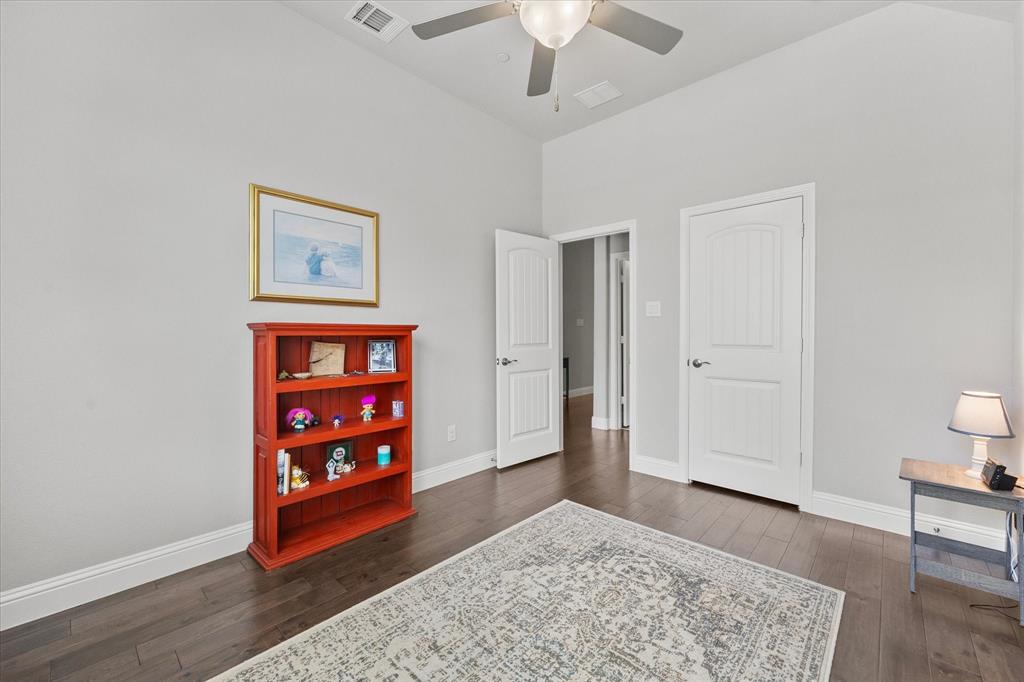 8709 Shallowford Lane
