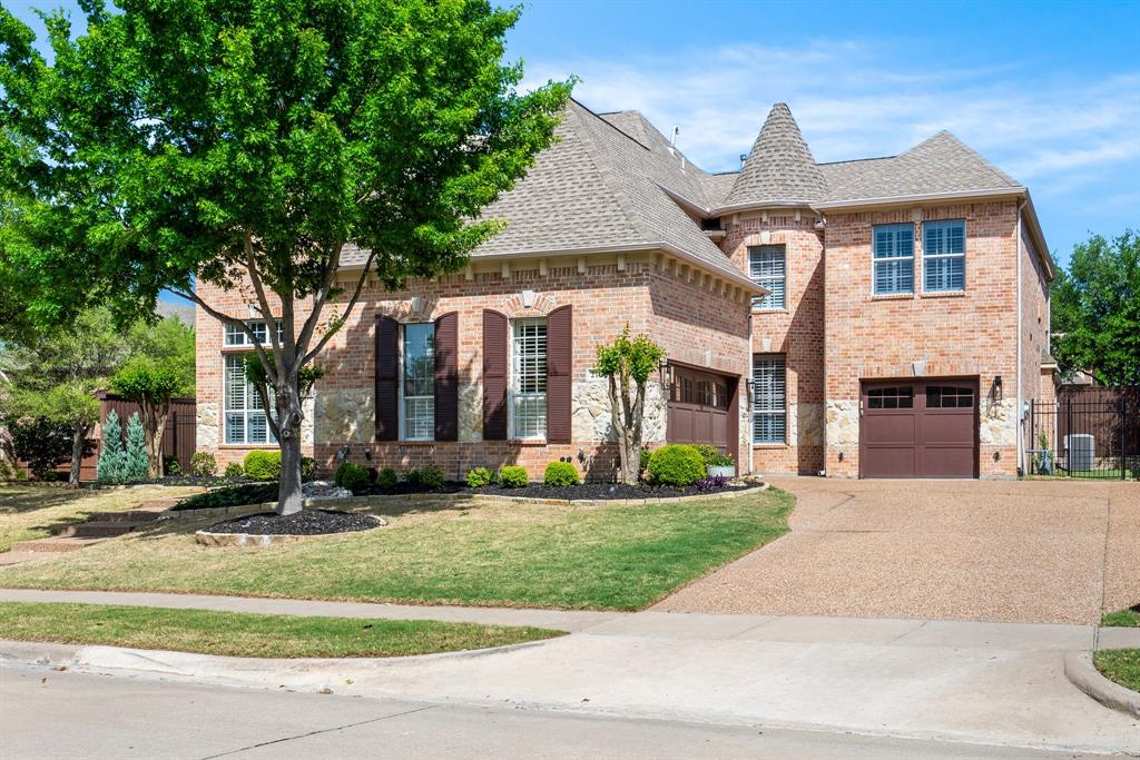 2716 Broken Bow Circle