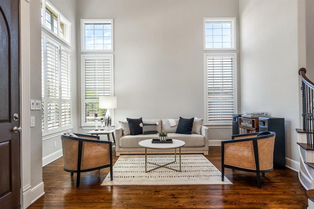 2716 Broken Bow Circle