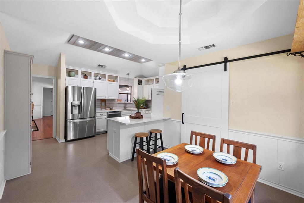 1512 Cobblestone Drive
