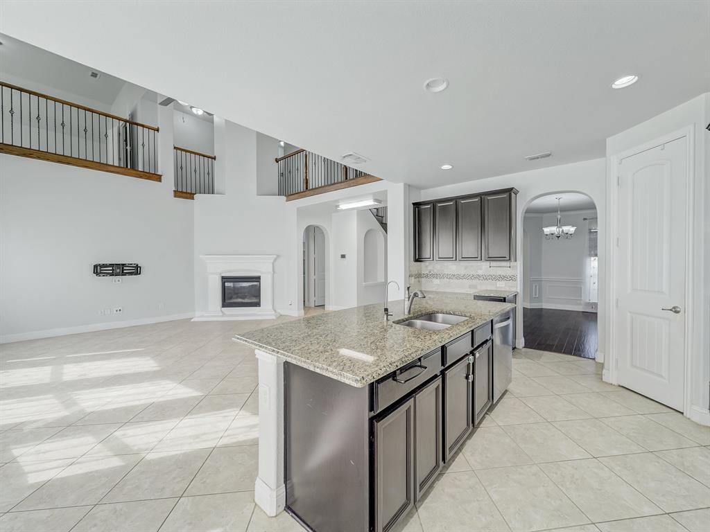 419 Aylesbury Drive