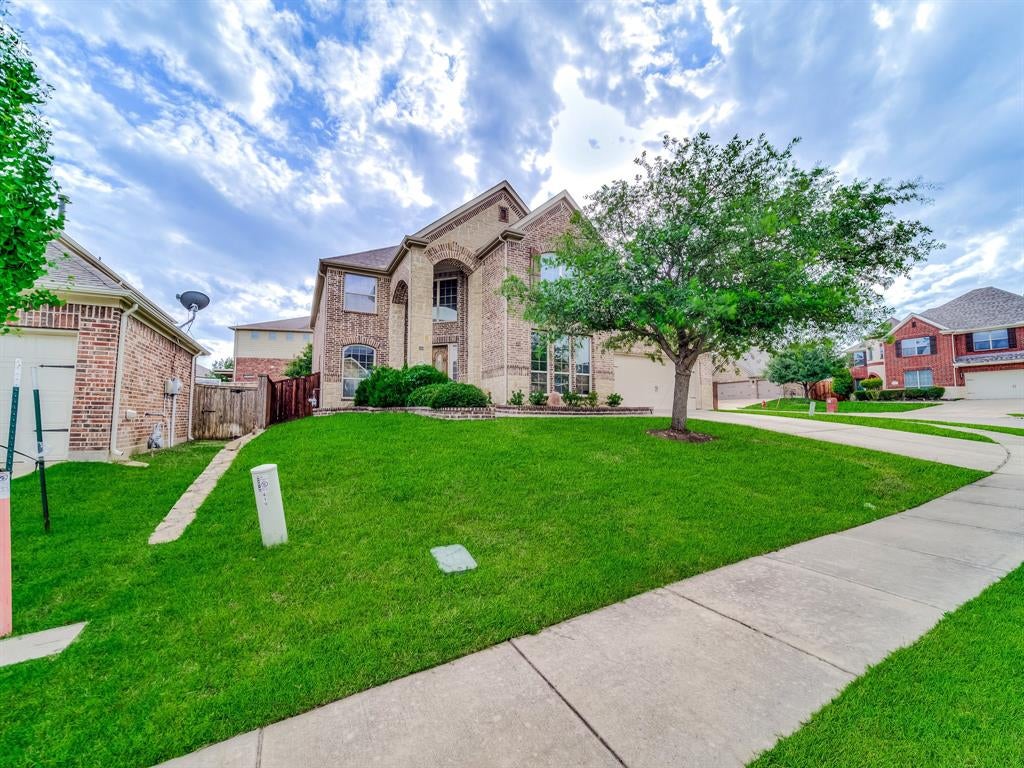 419 Aylesbury Drive