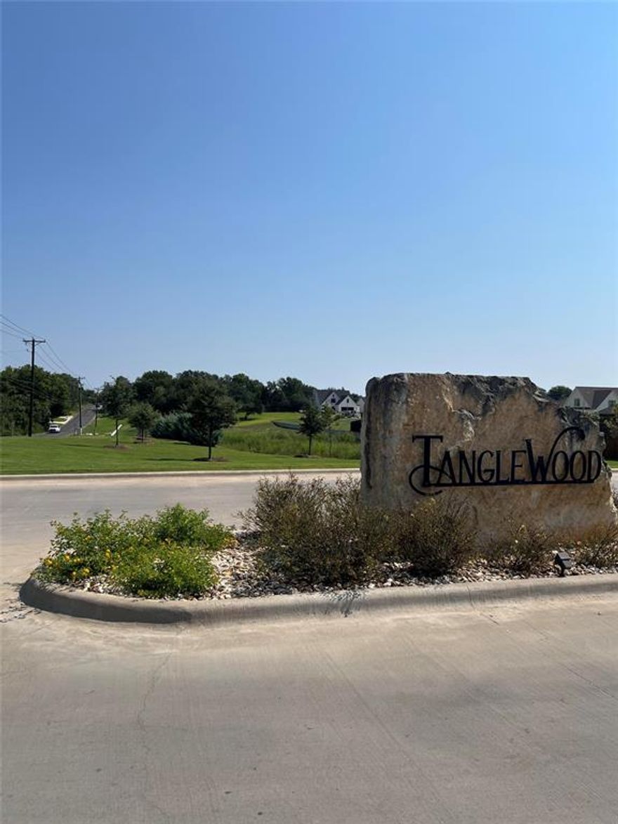 Bring your own builder or partner with one of the premier Tanglewood builders who build in this prestigious Tanglewood subdivision. Had 2 lots, but sold one before listing! One lot is still available for you to build your dream home! Homes here have the advantage of the natural gas options, sidewalk lined streets, a 3 acre park, 1 acre pocket parks, and the top-notch Midway ISD. Centrally located, you'll be just minutes from Lake Waco, a great dining scene, premier shopping, H-E-B, Wal-Mart, churches and just 20 minutes to the ever-growing downtown Waco. Come be a part of Woodway’s newest luxury neighborhood!