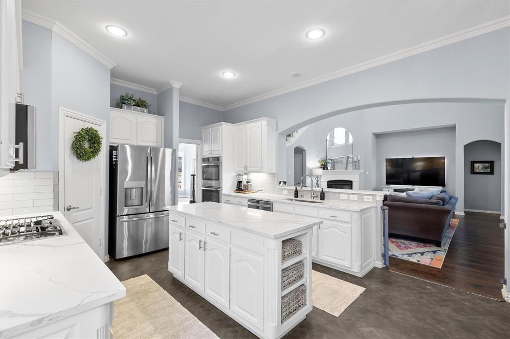 1709 E Branch Hollow Drive