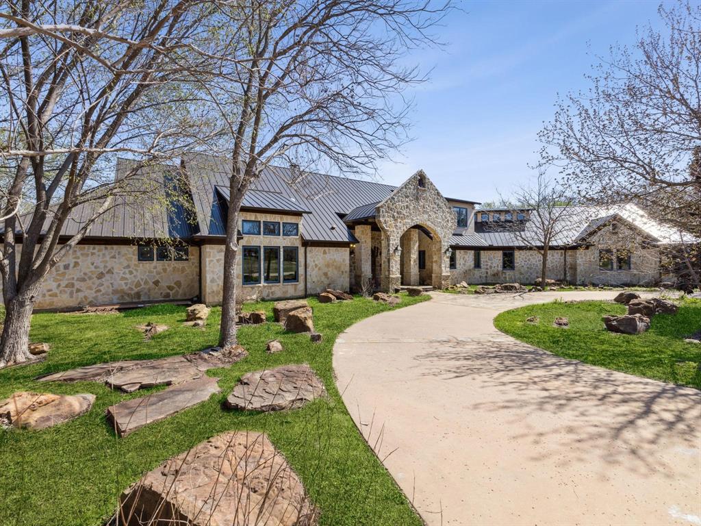 1208 Oak Drive