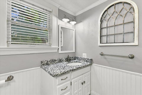 Tiny photo for 1500 Clover Lane, Fort Worth, TX 76107 (MLS # 21395932)