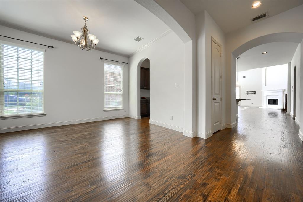 5611 Lightfoot Lane