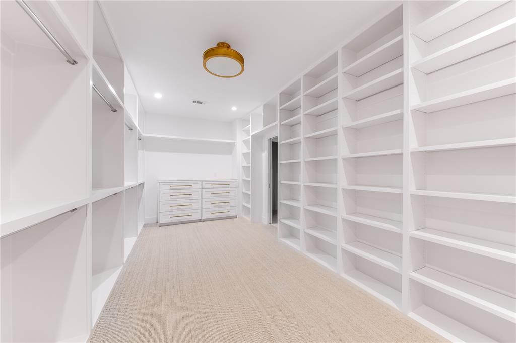 Wilshire Heights - Residential