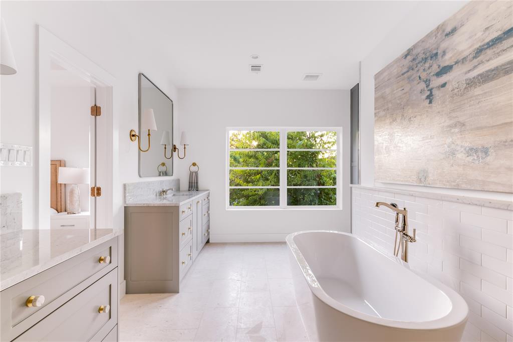 Wilshire Heights - Residential