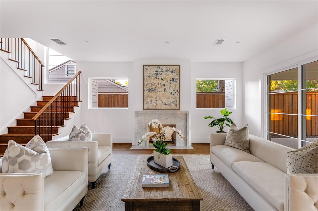 Wilshire Heights - Residential