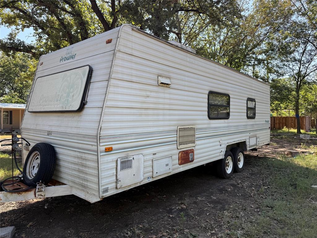 Oakwood Park - Residential Lease