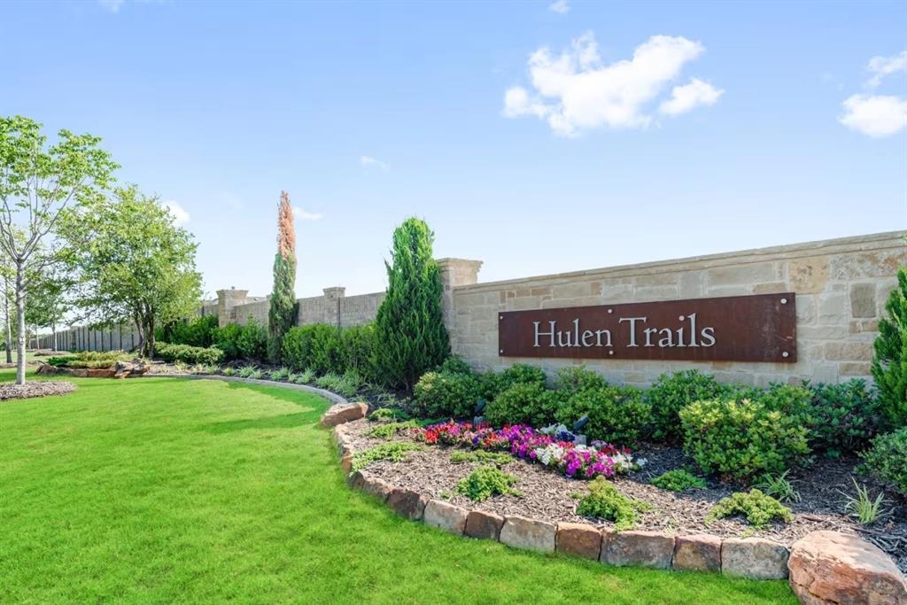 Hulen Trails - Residential