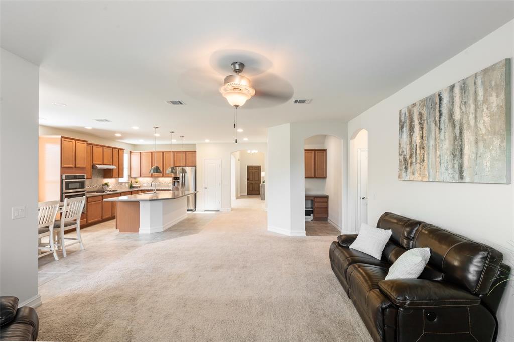 6516 Roaring Creek