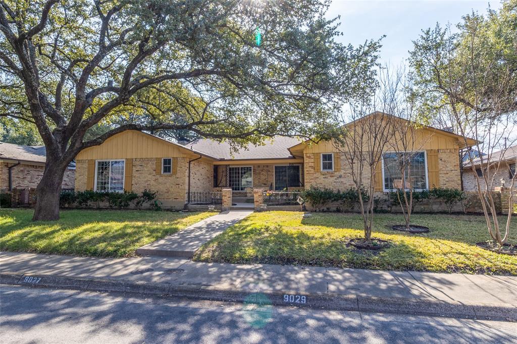 9027-9029 Villa Park Circle