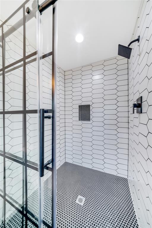 Lochwood Estates - Residential Lease