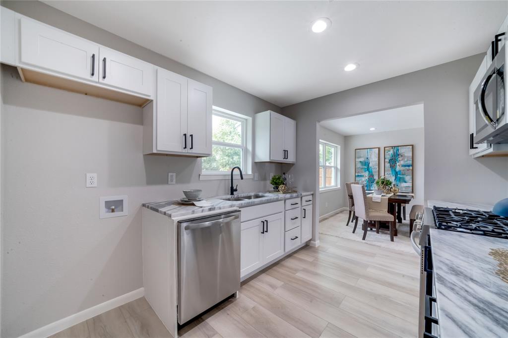 Lochwood Estates - Residential Lease