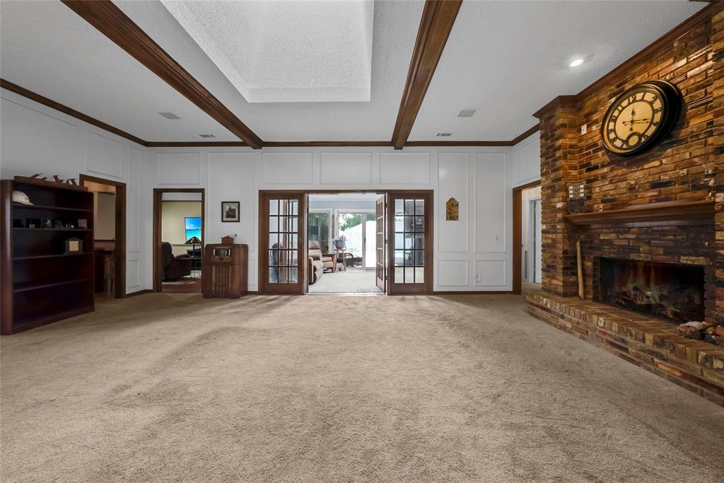 2341 Tamarisk Lane